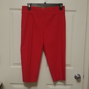 New Directions Red Capris Pants